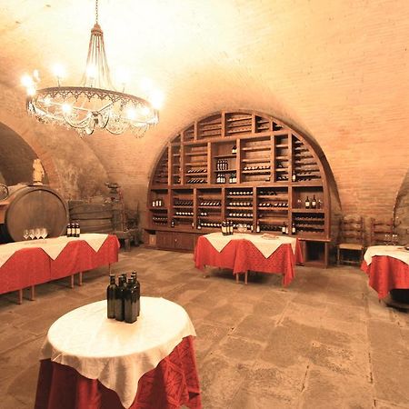 Hotel Oasi Neumann Cortone Restaurant photo