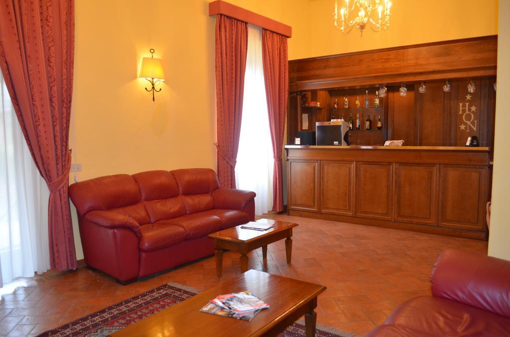 Hotel Oasi Neumann Cortone Extérieur photo