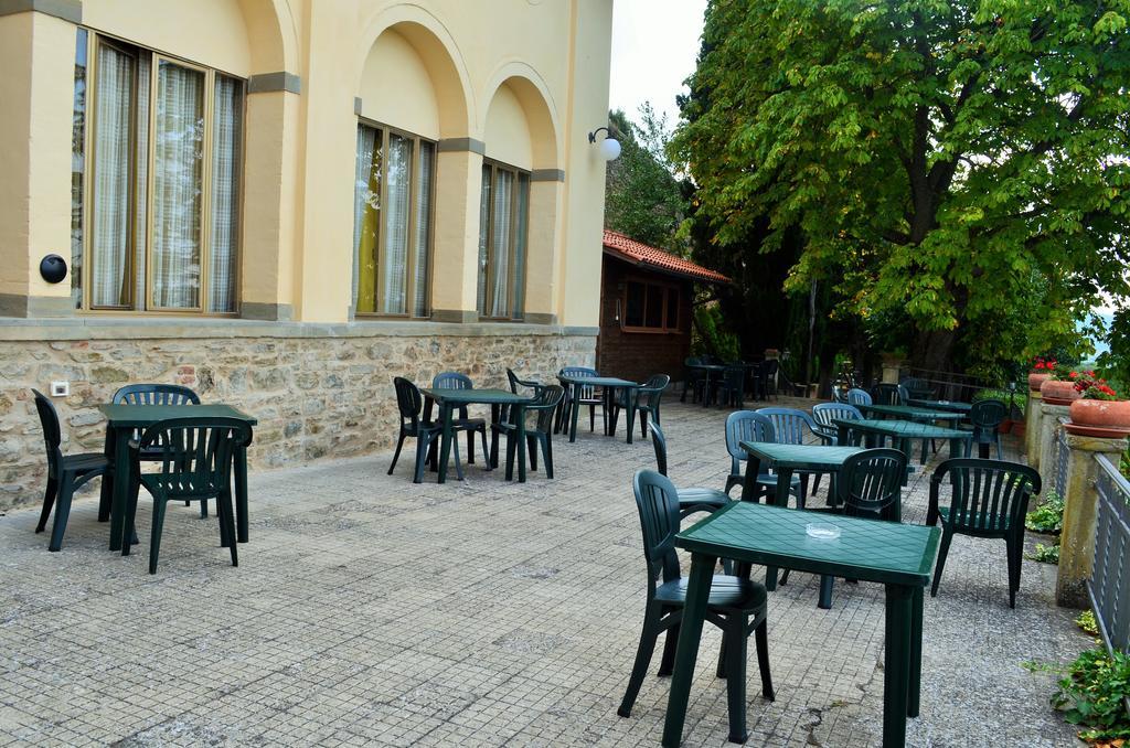 Hotel Oasi Neumann Cortone Extérieur photo