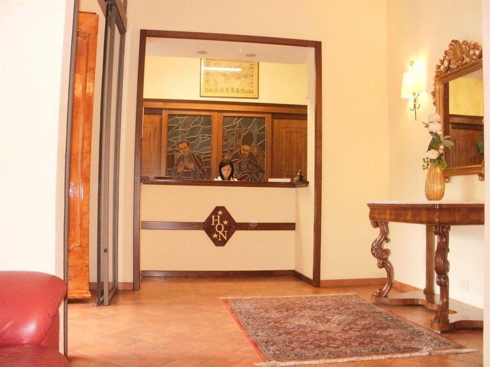 Hotel Oasi Neumann Cortone Extérieur photo
