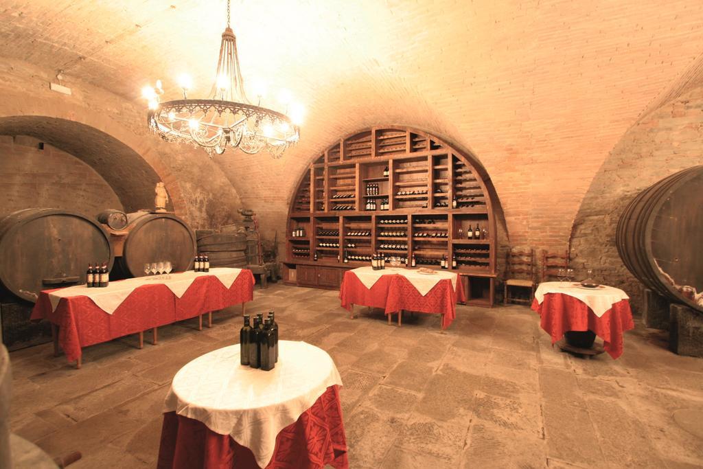 Hotel Oasi Neumann Cortone Restaurant photo